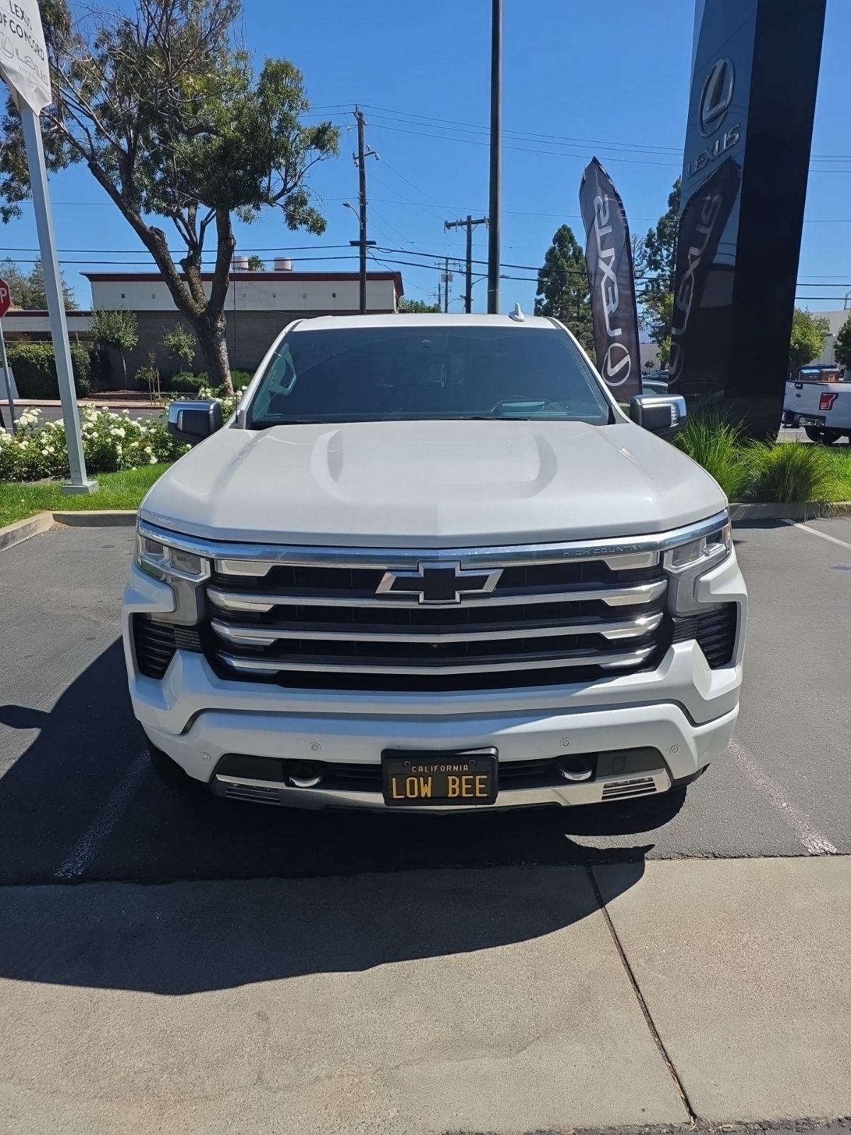 Used 2023 Chevrolet Silverado 1500 High Country AWD/4WD image 4