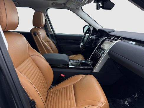 Used 2019 Land Rover Discovery HSE AWD/4WD image 41