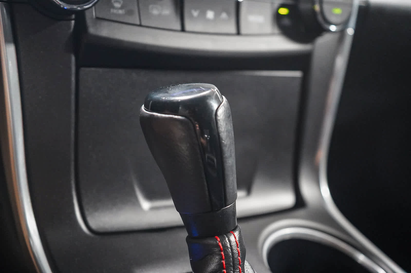 Used 2015 Toyota Camry XSE FWD image 22