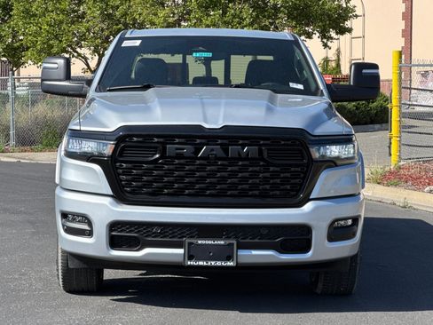 New 2026 RAM 1500 4x4 Crew Cab image 8