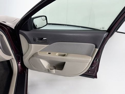 Used 2012 Ford Fusion SE FWD image 24