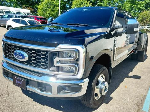 Used 2025 Ford F350 Lariat w/ Lariat Ultimate Package AWD/4WD image 14