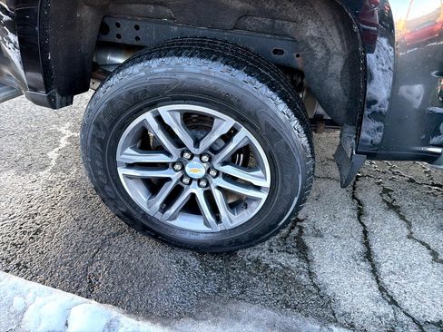 Used 2019 Chevrolet Colorado LT w/ Luxury Package, Chrome image 5