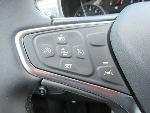 Used 2024 Chevrolet Equinox LT w/ LPO, Floor Liner Package FWD image 25