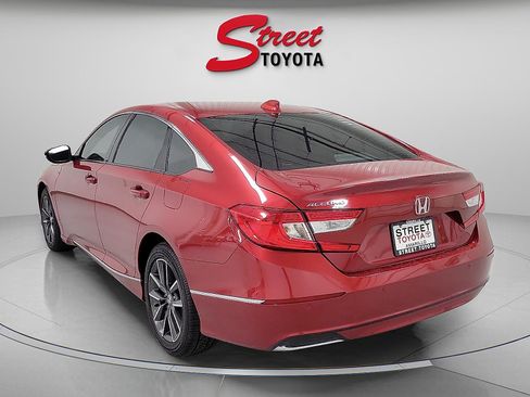 Used 2022 Honda Accord EX-L image 2