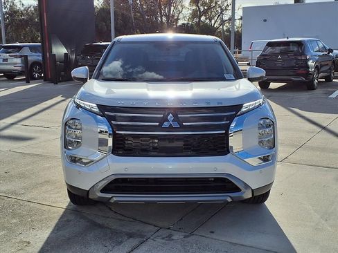 Used 2026 Mitsubishi Outlander SE FWD image 6