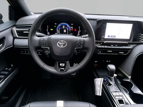 Certified 2026 Toyota Camry SE FWD image 6