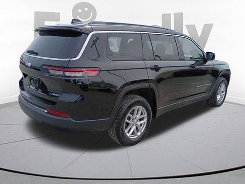 Used 2025 Jeep Grand Cherokee L Laredo w/ Luxury Tech Group I AWD/4WD image 5