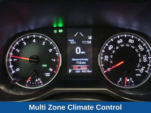 Used 2022 Toyota RAV4 XLE FWD image 6
