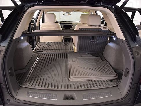 Used 2021 Cadillac XT5 Premium Luxury FWD image 37