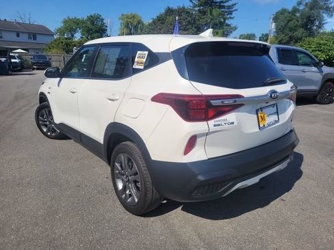Certified 2021 Kia Seltos LX AWD/4WD image 3