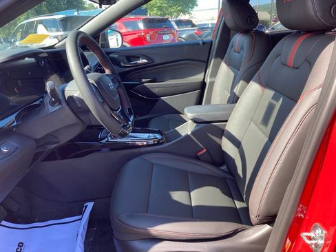 New 2026 Chevrolet Trax RS w/ Driver Confidence Package FWD image 9