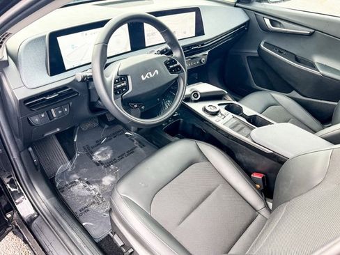 Used 2024 Kia EV6 Light image 11