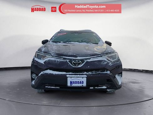 Used 2018 Toyota RAV4 XLE image 8