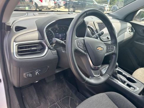 Used 2023 Chevrolet Equinox LT FWD image 13