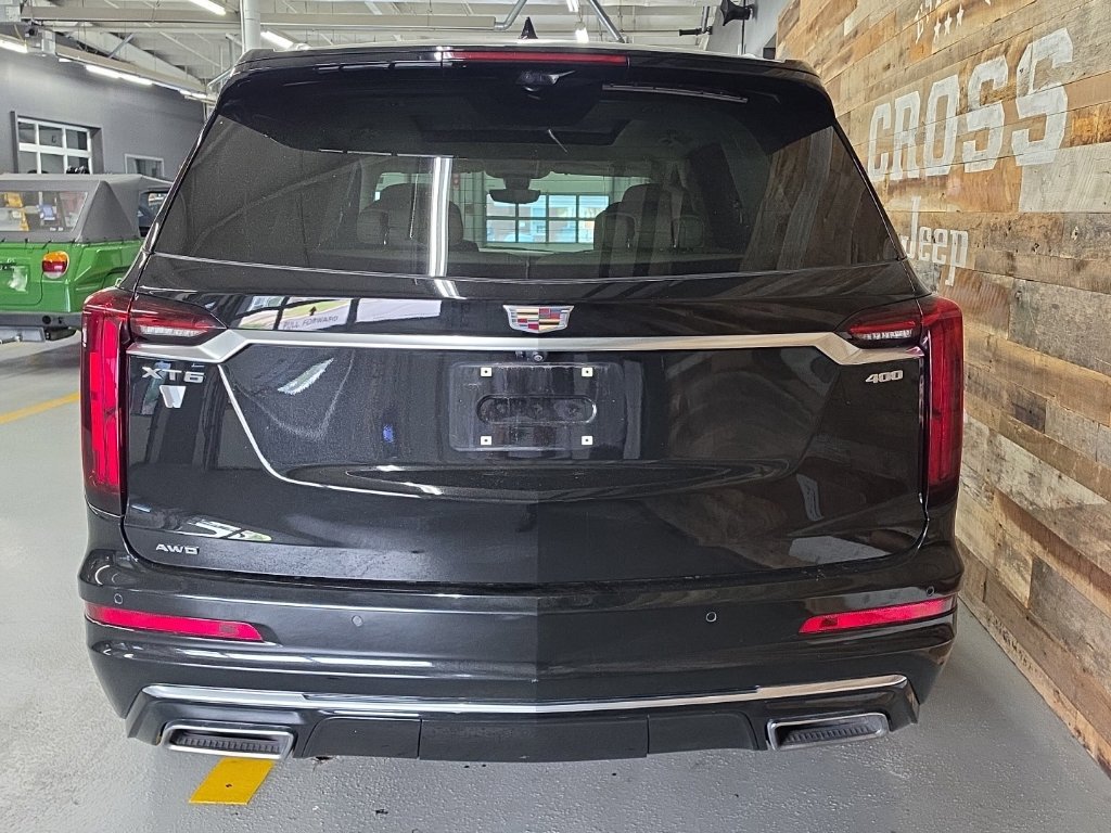 Used 2024 Cadillac XT6 Premium Luxury w/ Technology Package AWD/4WD image 5