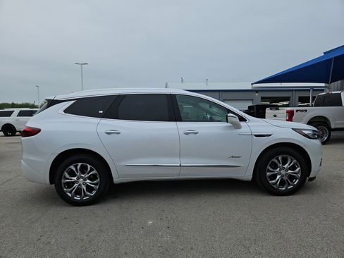 Certified 2021 Buick Enclave Avenir w/ Avenir Technology Package FWD image 2