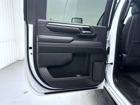 Used 2024 GMC Sierra 2500 AT4 w/ Technology Package image 20