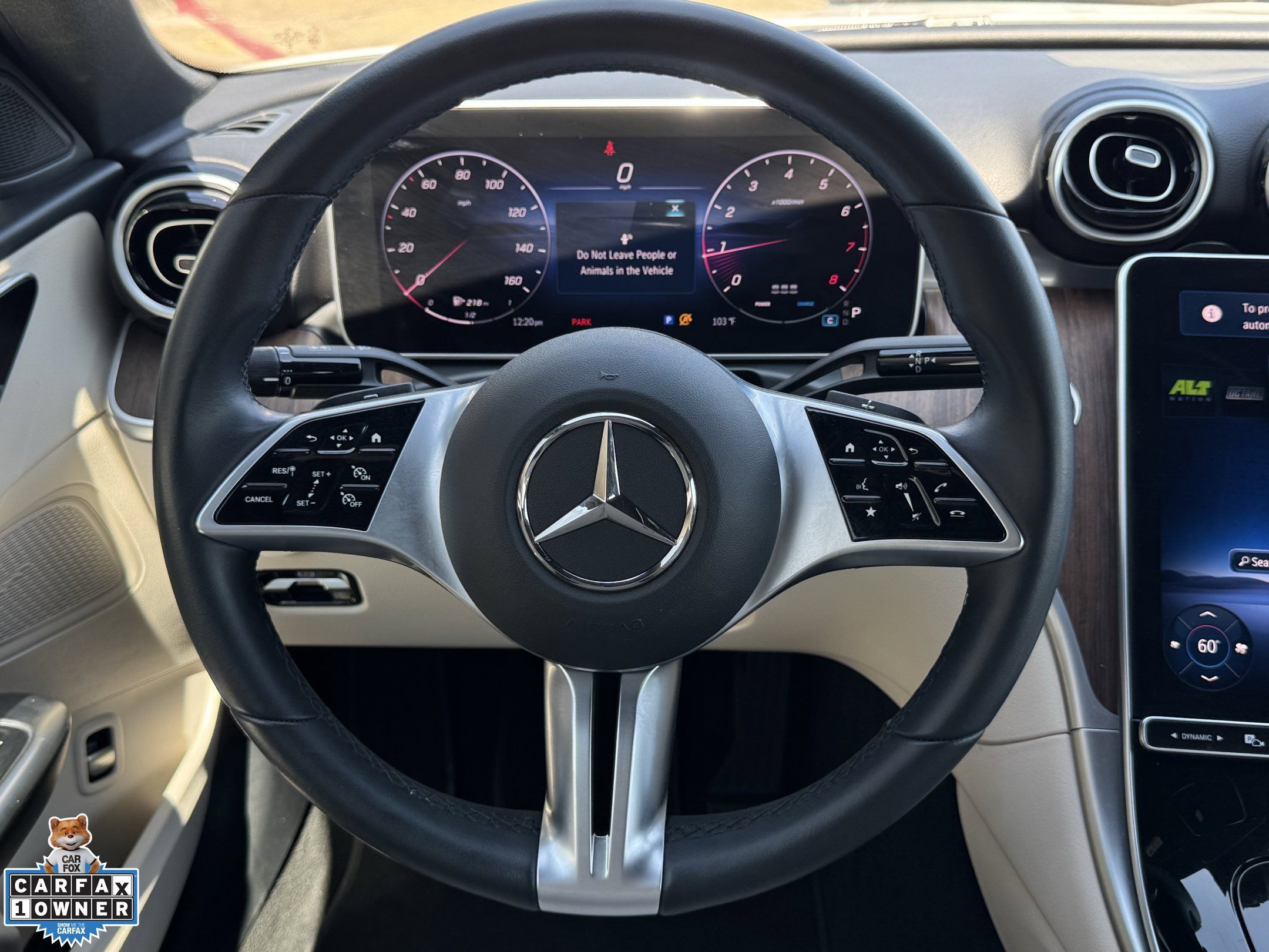 Used 2025 Mercedes-Benz C 300 Sedan image 14