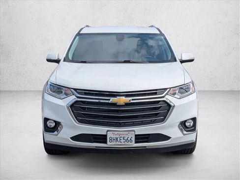 Used 2019 Chevrolet Traverse Premier FWD image 2