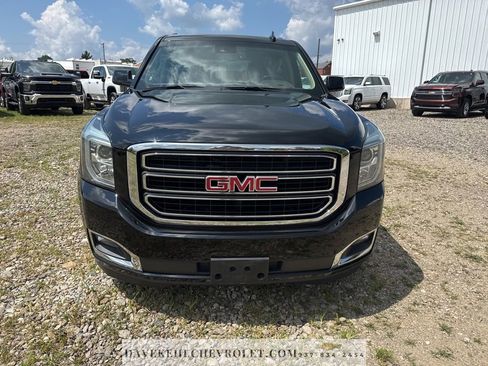 Used 2019 GMC Yukon XL SLT w/ Open Road Package image 8