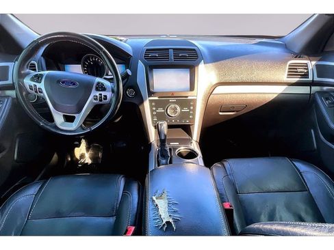 Used 2014 Ford Explorer Sport w/ Equipment Group 401A image 7