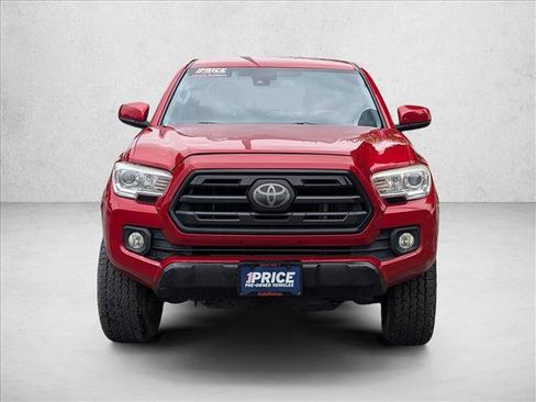 Used 2018 Toyota Tacoma SR w/ SR Convenience Package image 2