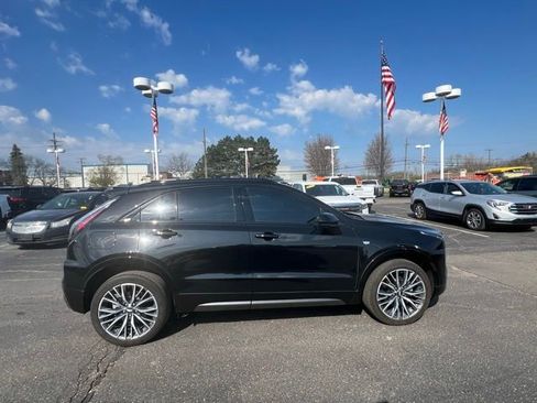 Used 2024 Cadillac XT4 Sport AWD/4WD image 7