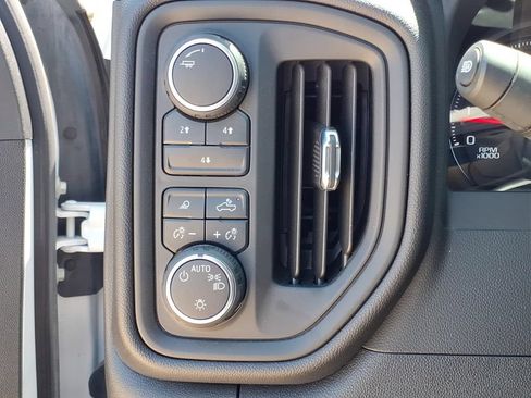 Used 2025 Chevrolet Silverado 2500 W/T w/ WT Convenience Package AWD/4WD image 22