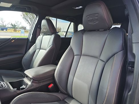 Used 2023 Subaru Outback Wilderness image 15