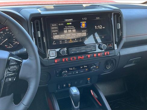 Used 2025 Nissan Frontier Pro-X w/ Pro Convenience Package image 9