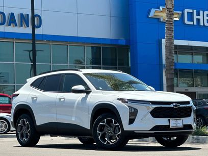 New 2026 Chevrolet Trax LT w/ Driver Confidence Package