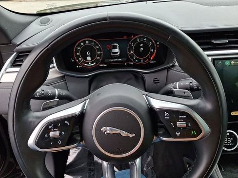 Used 2024 Jaguar F-PACE R-Dynamic S image 24