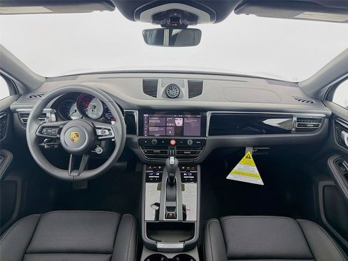 New 2026 Porsche Macan GTS AWD/4WD image 16