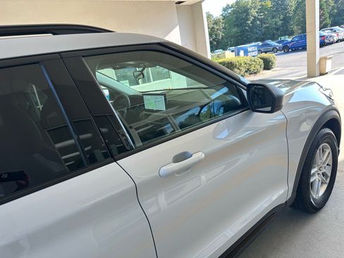 Certified 2026 Ford Explorer Active w/ Active Comfort Package RWD image 9