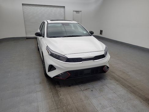 Used 2023 Kia Forte GT-Line w/ GT-Line Premium Package image 14