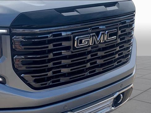 Used 2025 GMC Sierra 1500 Denali Ultimate AWD/4WD image 29