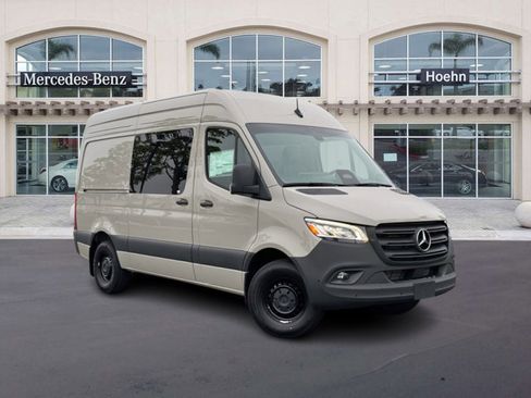 New 2025 Mercedes-Benz Sprinter 2500 image 1