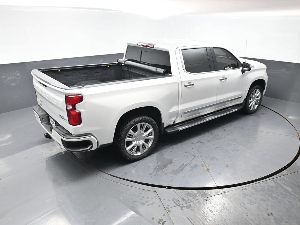Used 2022 Chevrolet Silverado 1500 High Country w/ High Country Premium Package AWD/4WD image 53