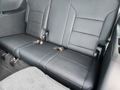 New 2025 Buick Enclave Sport Touring image 9