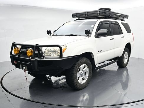 Used 2006 Toyota 4Runner SR5 AWD/4WD image 4