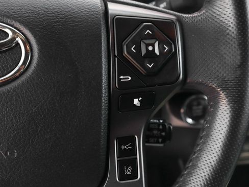 Used 2019 Toyota Tacoma TRD Pro AWD/4WD image 28