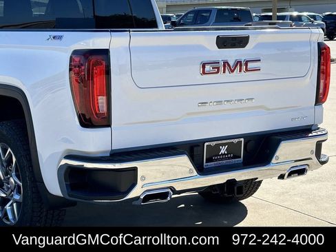New 2026 GMC Sierra 1500 SLT AWD/4WD image 6