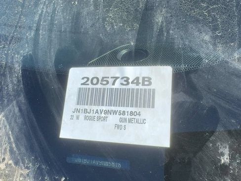 Used 2022 Nissan Rogue Sport S FWD image 19