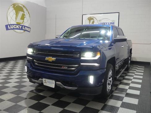 Used 2016 Chevrolet Silverado 1500 LTZ Z71 w/ LTZ Plus Package image 4