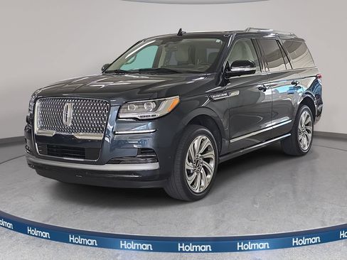 Used 2024 Lincoln Navigator Reserve AWD/4WD image 1