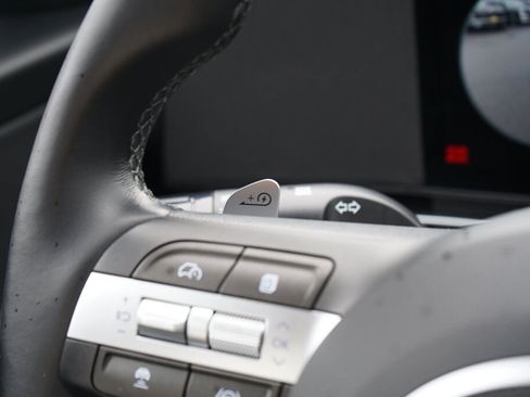 Certified 2024 Hyundai Kona Limited FWD image 25