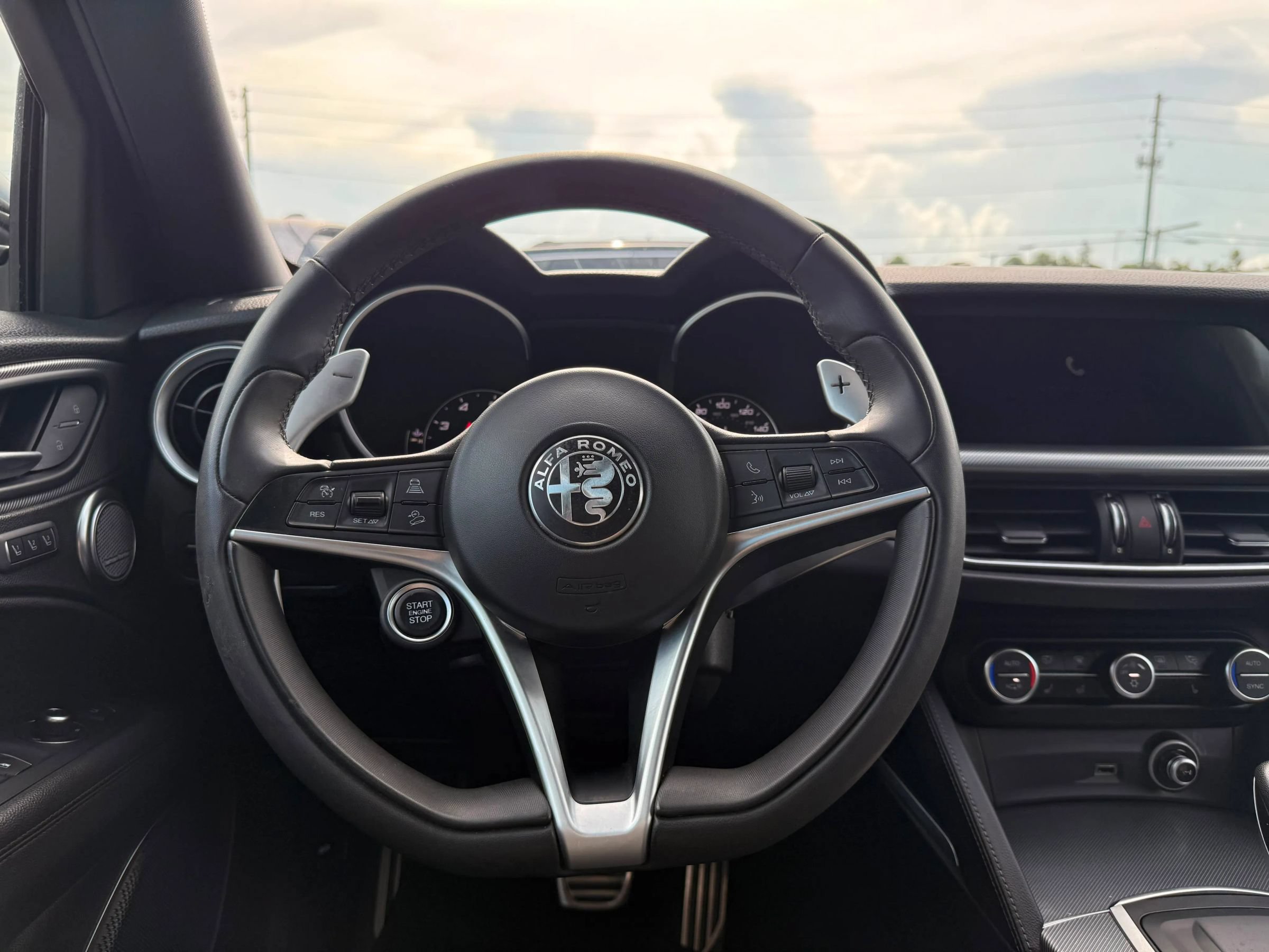 Used 2018 Alfa Romeo Stelvio Ti Sport AWD/4WD image 15