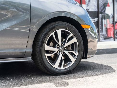 Used 2023 Honda Odyssey Touring image 5