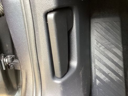 Used 2019 Volkswagen Jetta SE w/ Cold Weather Package FWD image 57